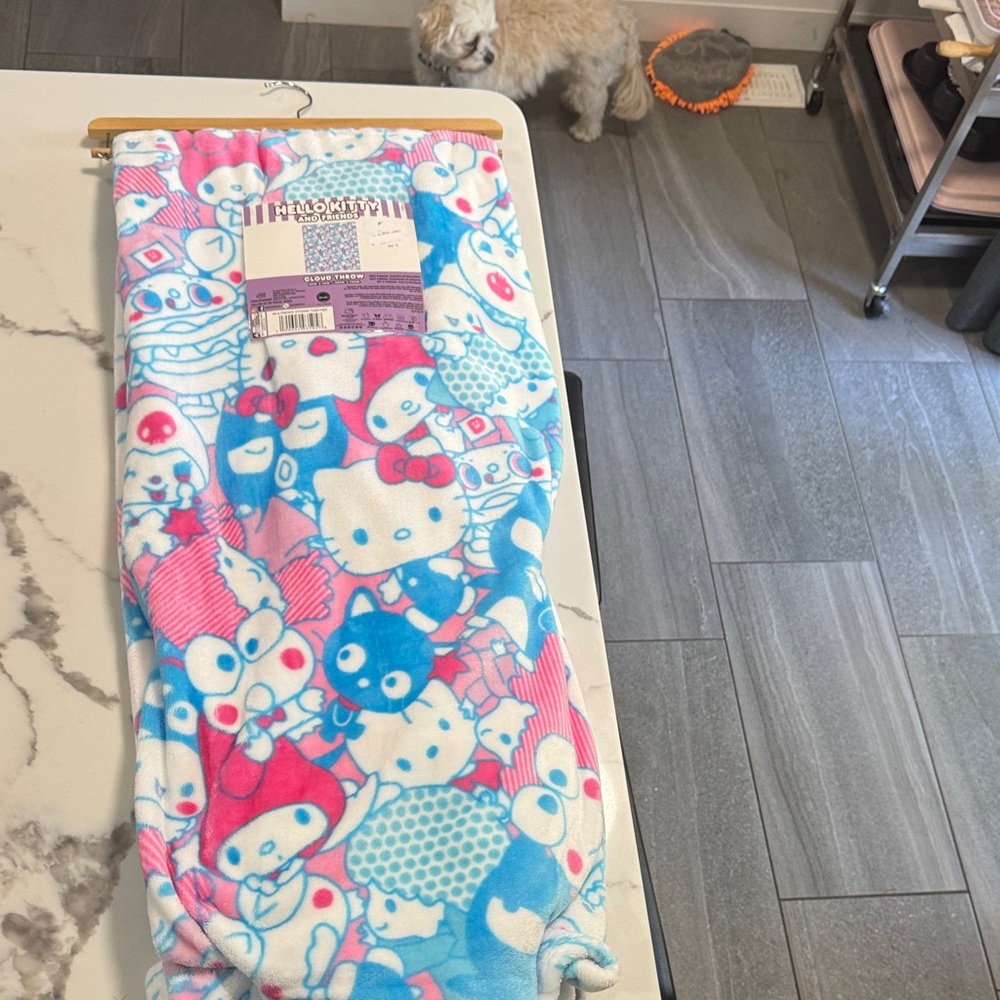 Hello Kitty Throw 60x70 - Pink and Blue